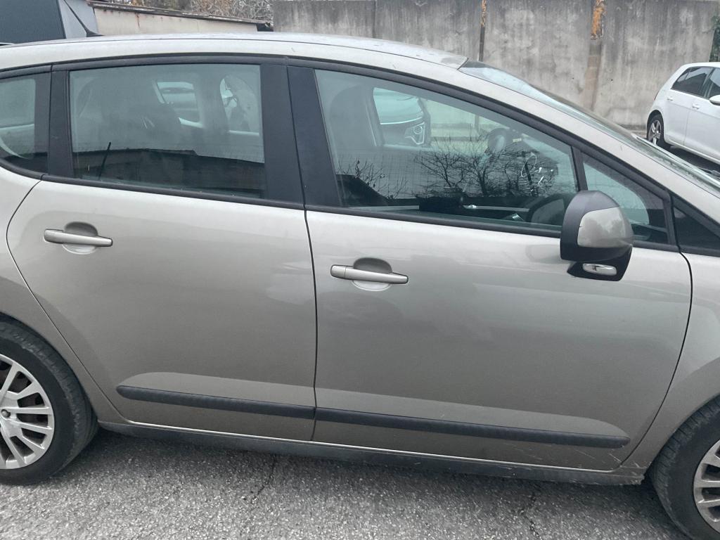Peugeot 3008 1.6 HDi FAP - 112 Access PHASE 1 paiement en x fois ou credit possible