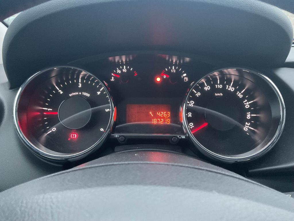 Peugeot 3008 1.6 HDi FAP - 112 Access PHASE 1 paiement en x fois ou credit possible