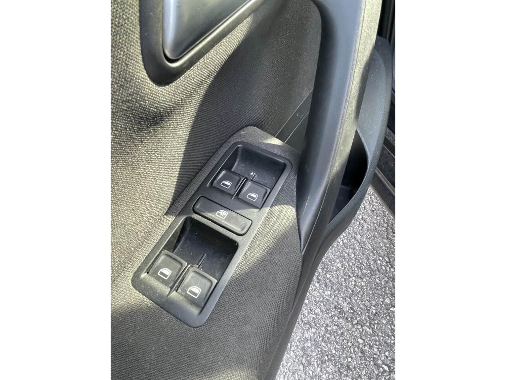 Volkswagen Polo 1.2 TSI BlueMotion - 90 BV DSG 7 V 6R Confortline PHASE 2