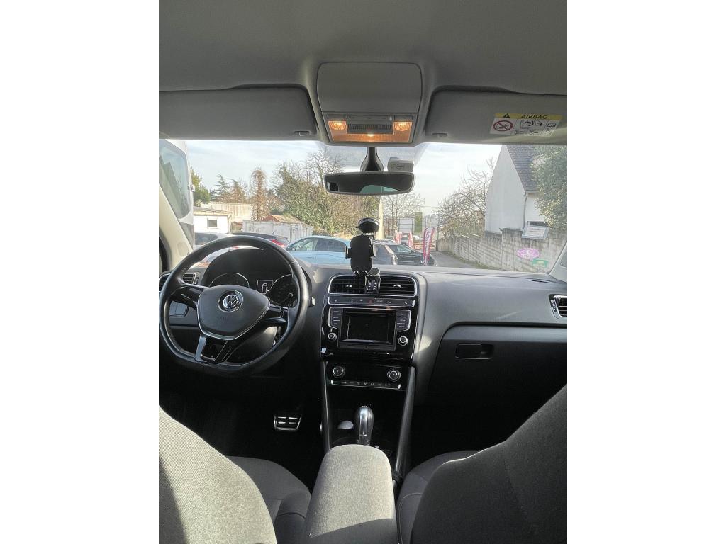 Volkswagen Polo 1.2 TSI BlueMotion - 90 BV DSG 7 V 6R Confortline PHASE 2