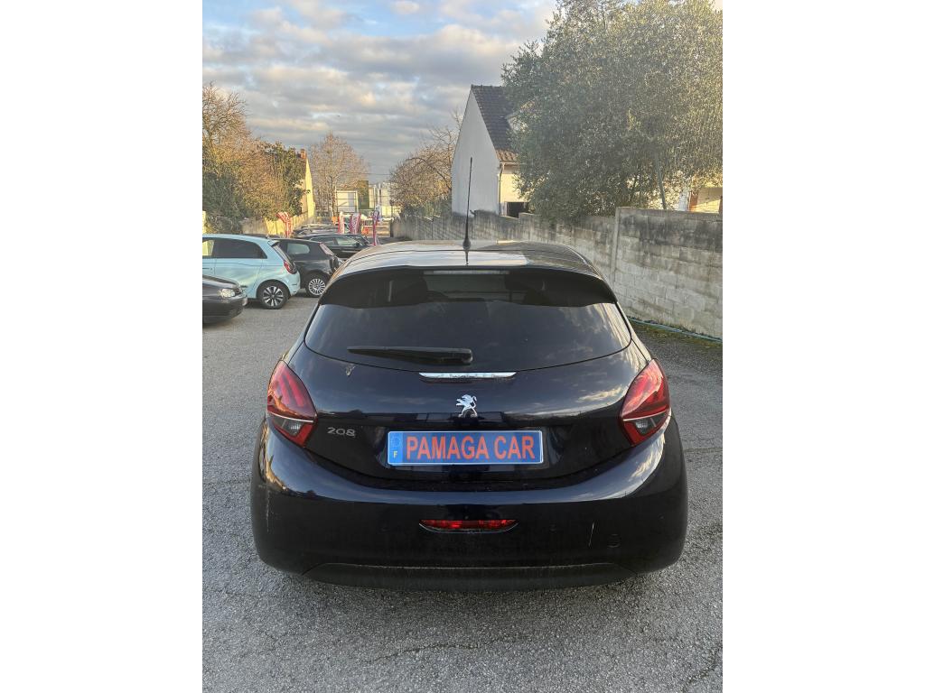 Peugeot 208 1.2i PureTech 12V - 82 BERLINE Urban Soul PHASE 2