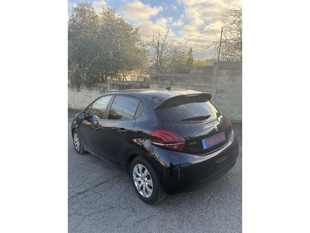 Peugeot 208 1.2i PureTech 12V - 82 BERLINE Urban Soul PHASE 2