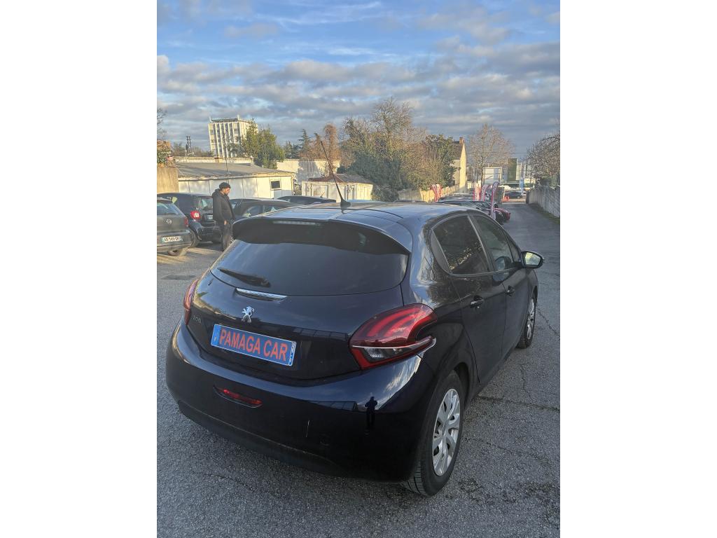 Peugeot 208 1.2i PureTech 12V - 82 BERLINE Urban Soul PHASE 2