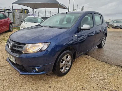Dacia Sandero 1.2 16v 75ch limitée 10th anniversary
