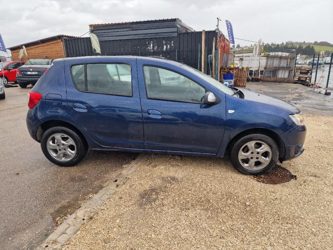Dacia Sandero 1.2 16v 75ch limitée 10th anniversary