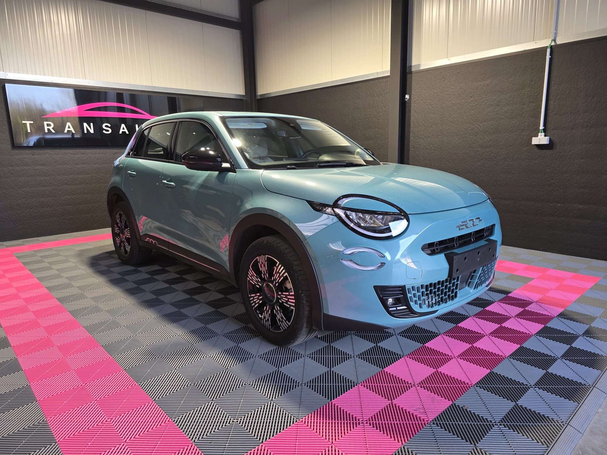 Fiat 600 Hybrid DCT - Etat neuf - Garantie 06/2029