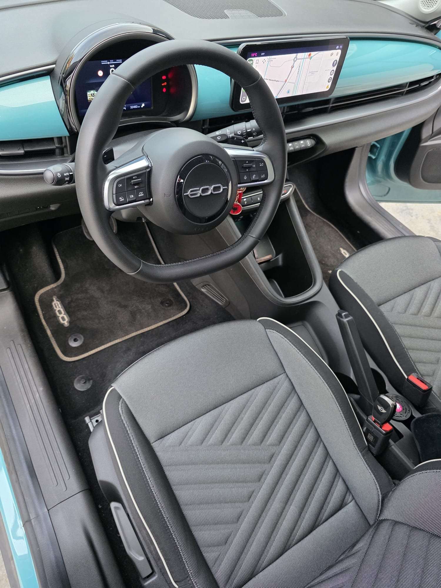 Fiat 600 Hybrid DCT - Etat neuf - Garantie 06/2029
