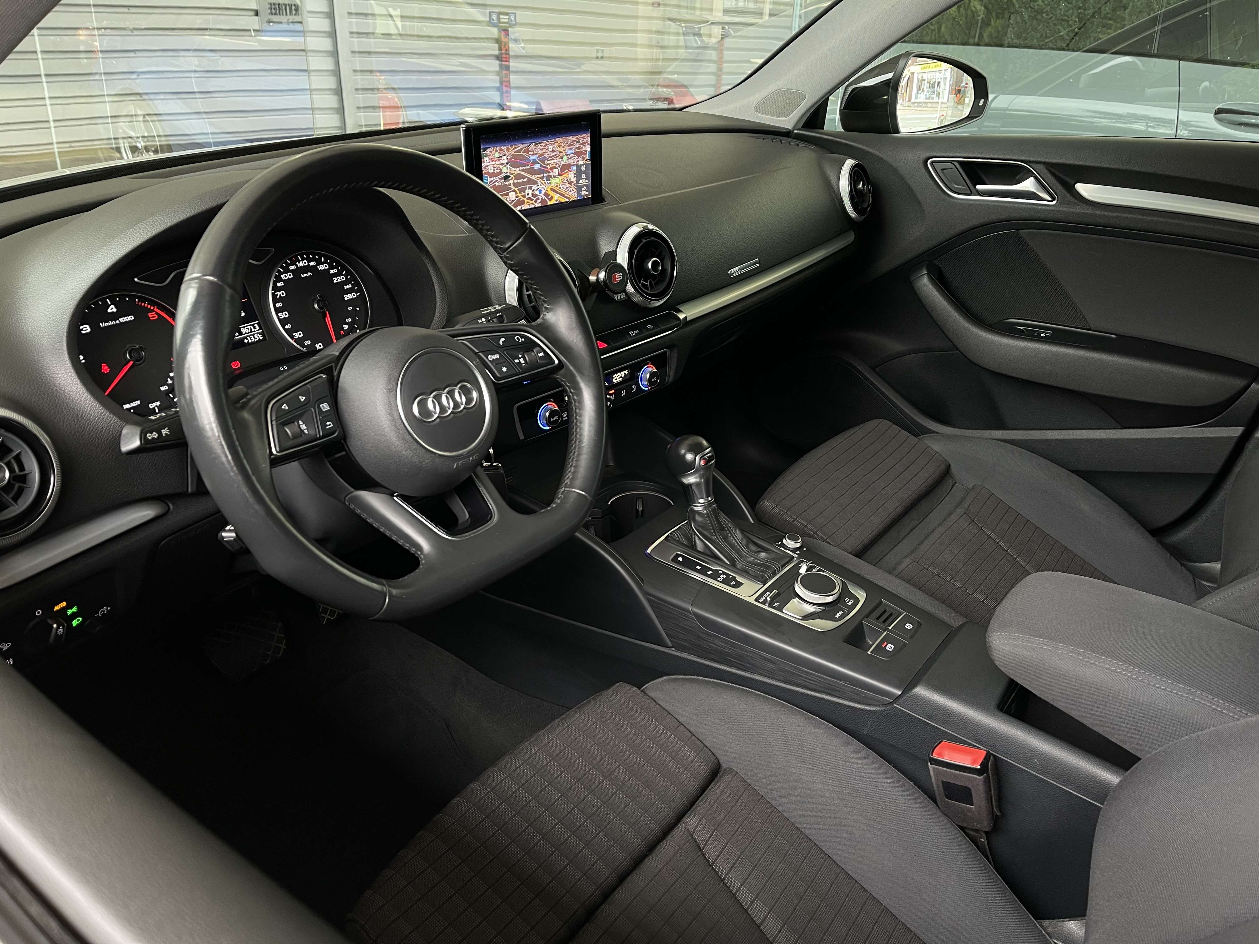 Audi A3 S Line 2.0 TDi Sportback CAMERA-GPS-BIXENON-JA18P
