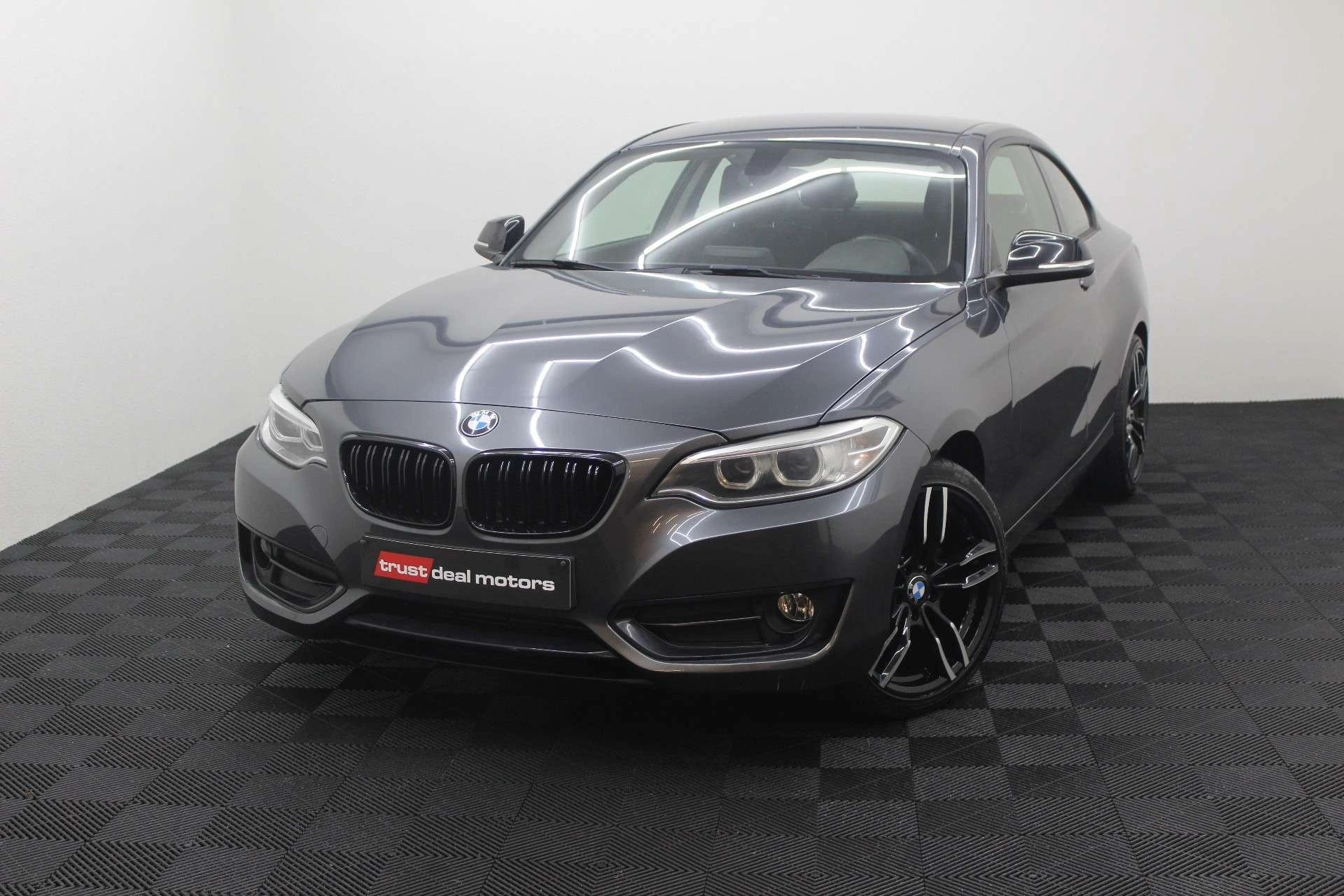 BMW 218 Coupé d Sport Line * Garantie * EURO 6b