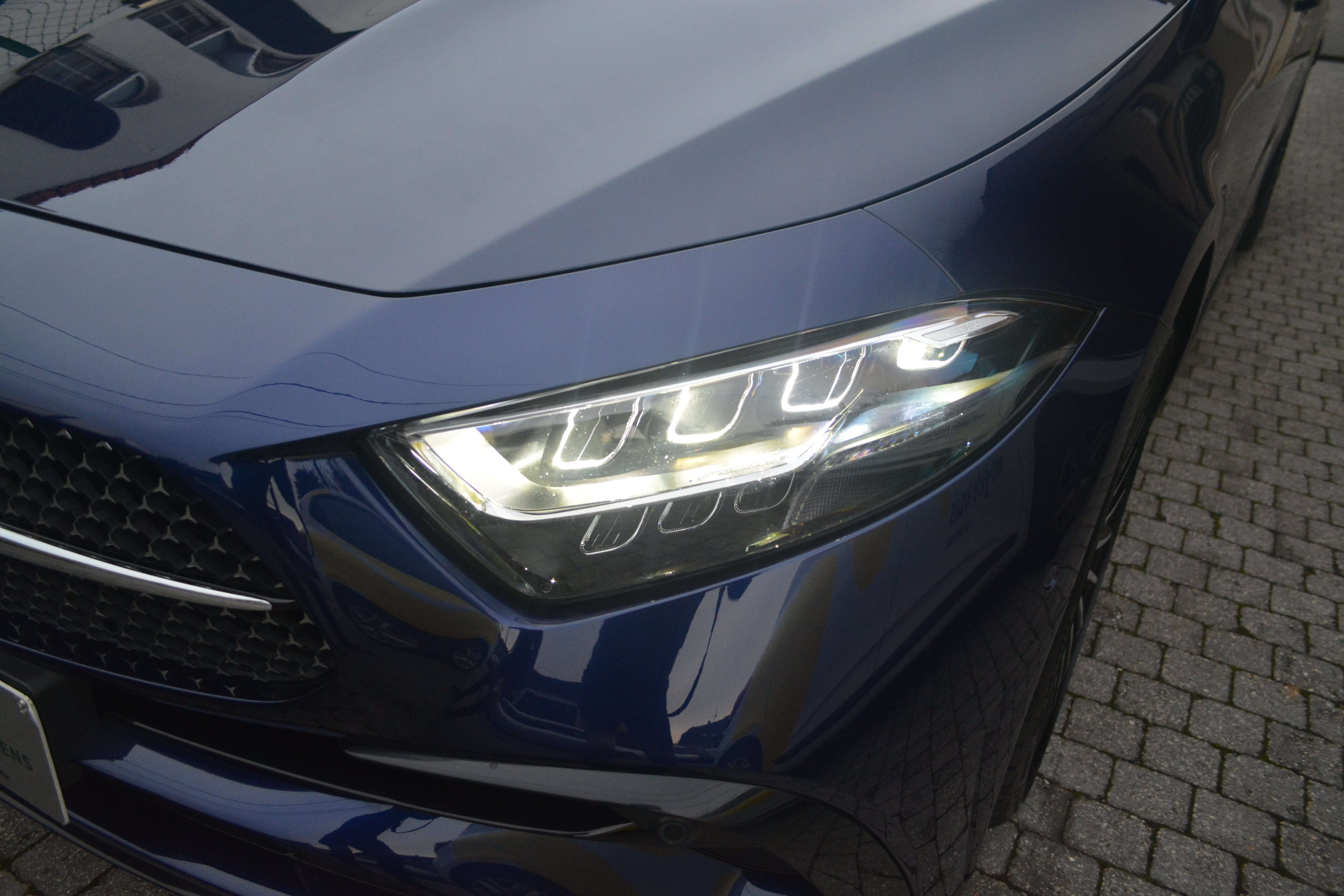 Mercedes-Benz CLS 350 CLS 350h  9G-TRONIC AMG Line HEAD-UP / FULL-FULL