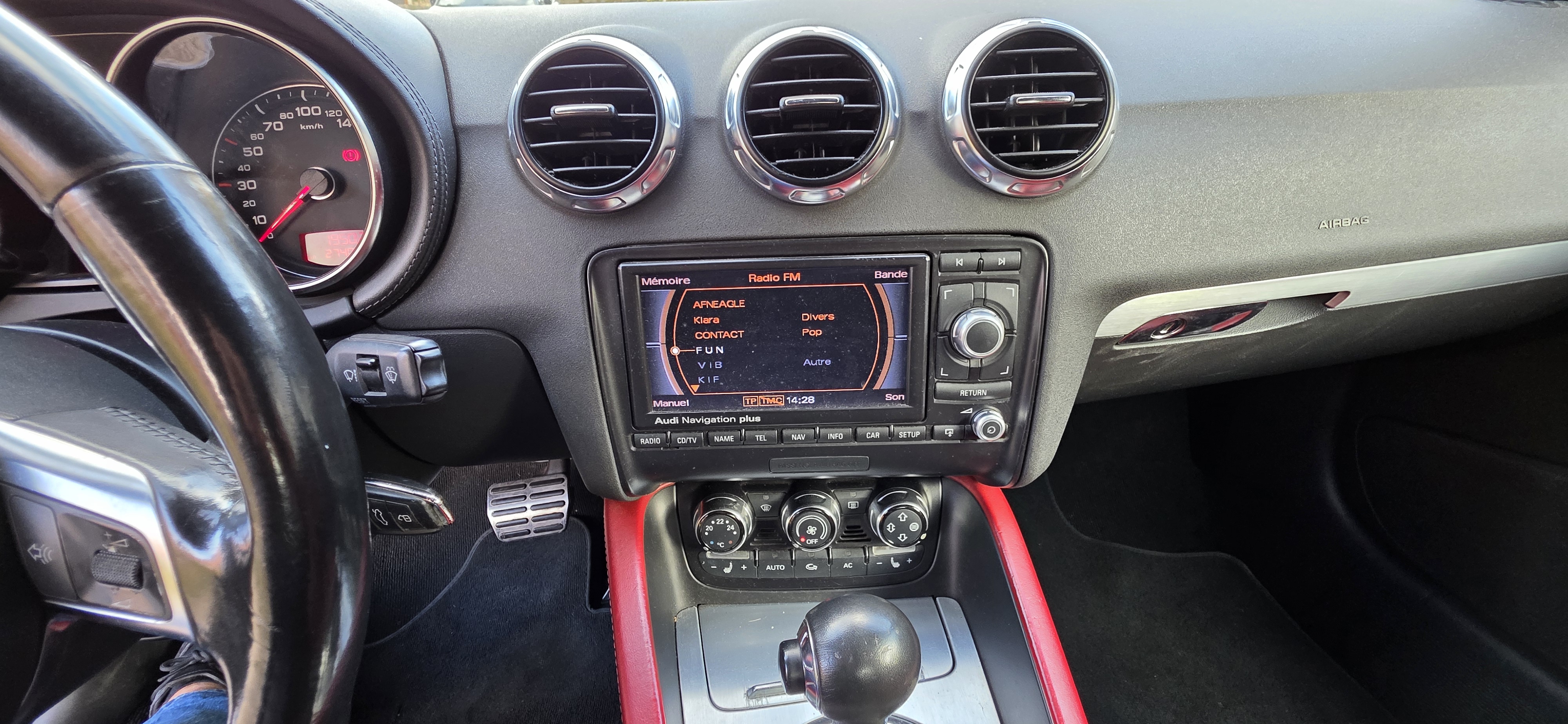 Audi Tt Cabrio 2.0 TFSI / AUTOMAT / CUIR