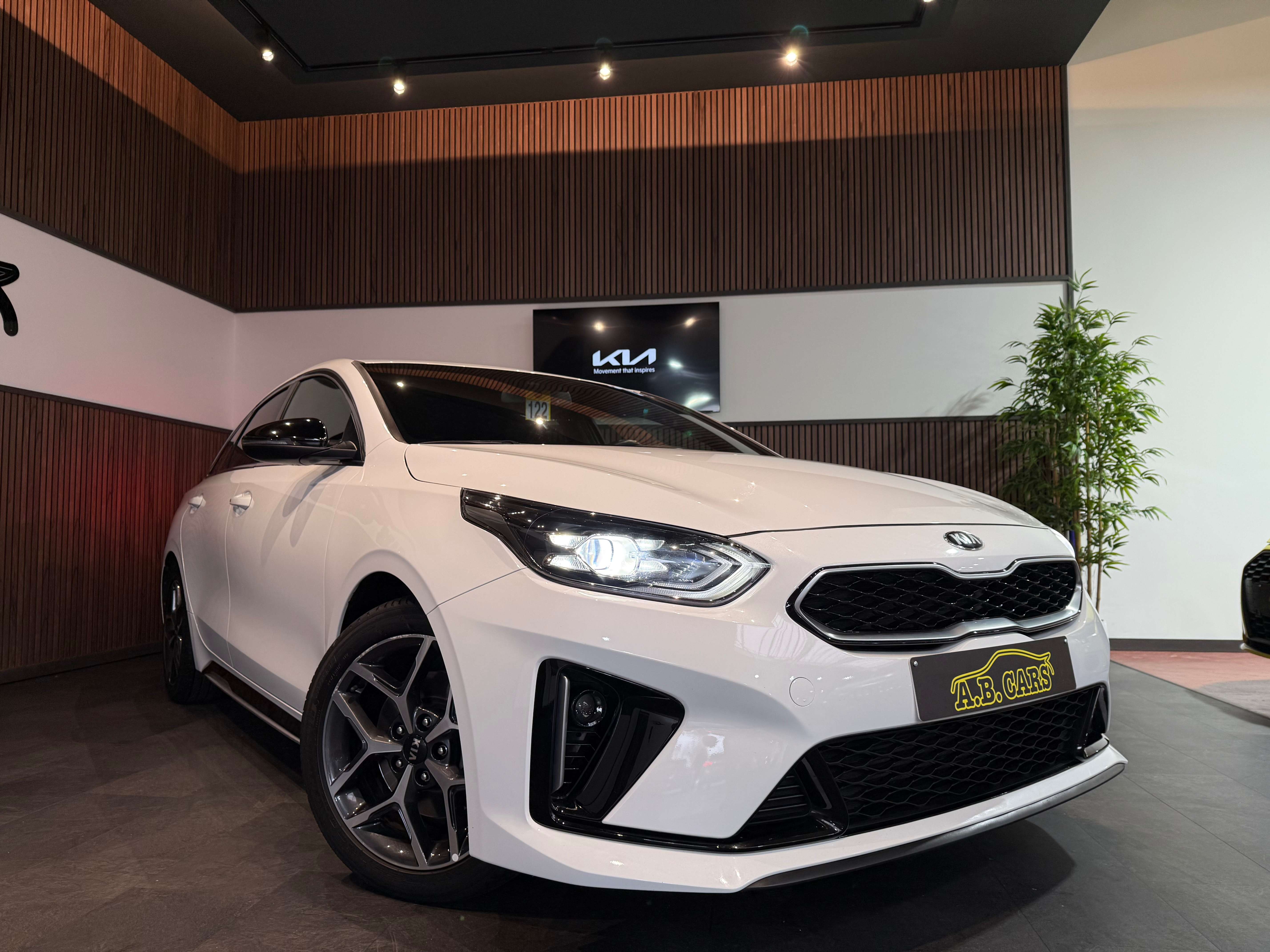 Kia ProCeed / pro_cee'd 1.0 T-GDI GT Line *GARANTIE KIA 01/2029* 1ERE MAIN