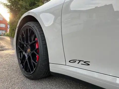 Porsche 911 3.0 Bi-Turbo TARGA 4 GTS