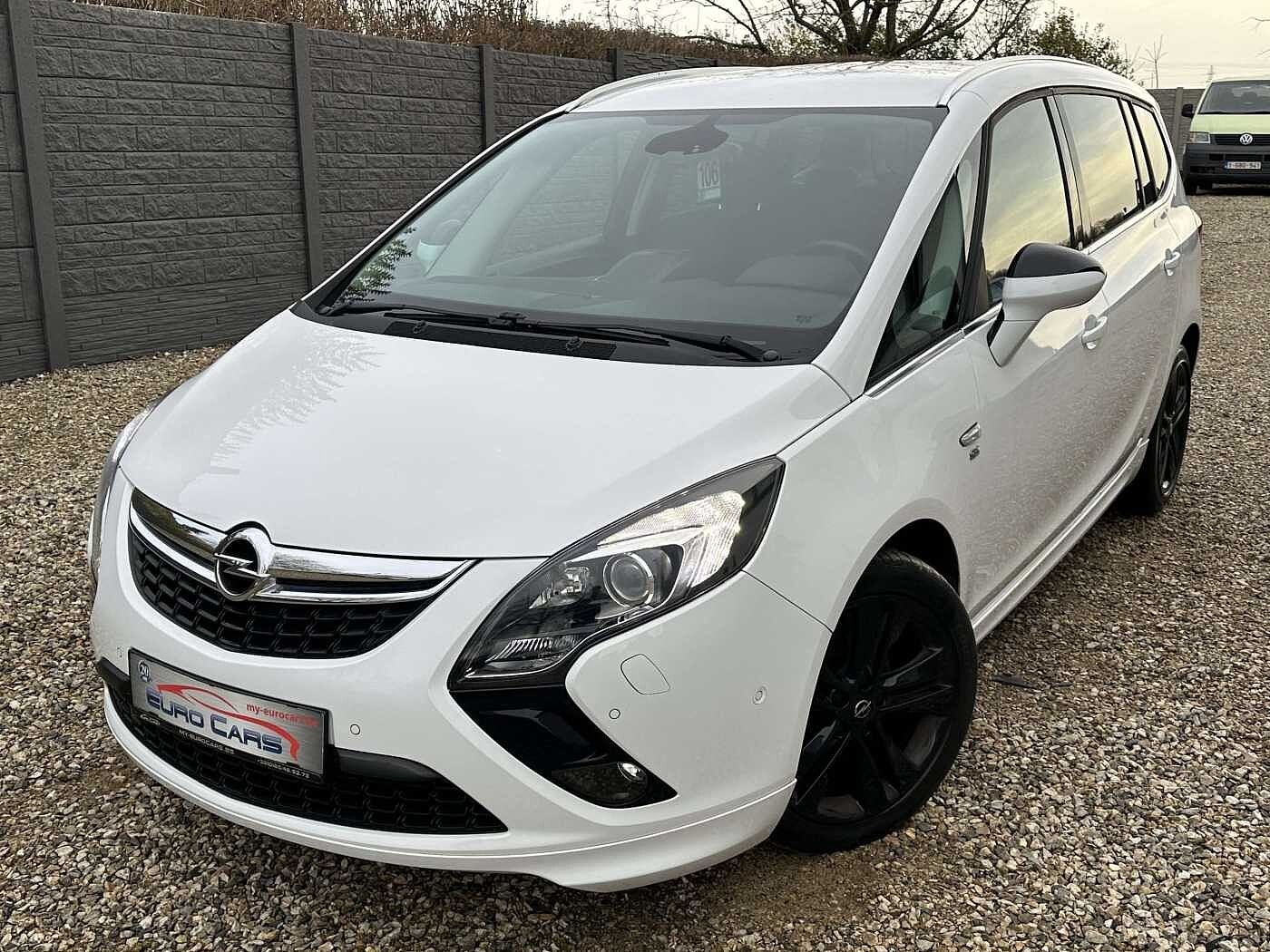 Opel Zafira Tourer 1.4 Turbo OPC LINE CUIR/XENON/LED/GPS//reservé