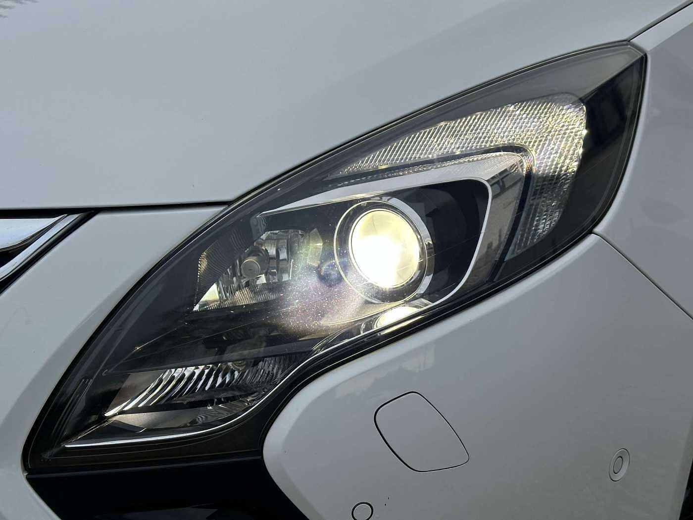 Opel Zafira Tourer 1.4 Turbo OPC LINE CUIR/XENON/LED/GPS//reservé