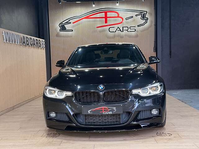 BMW 318 Saloon DA * GARANTIE 12 MOIS * PACK M PERFORMANCE *