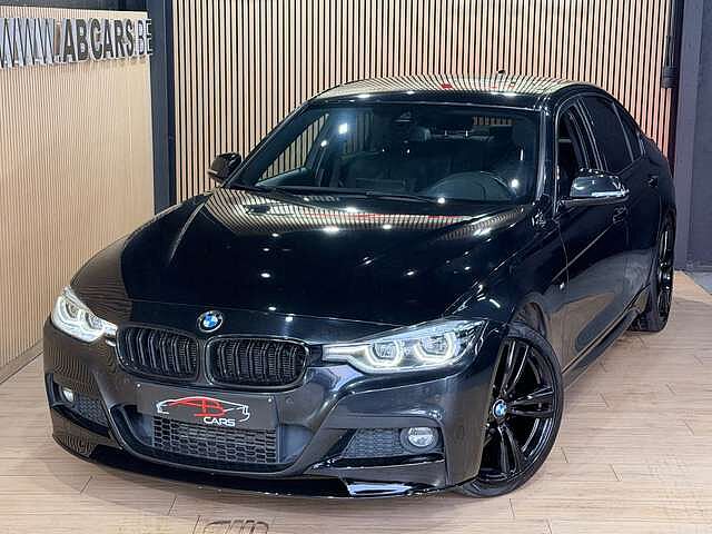 BMW 318 Saloon DA * GARANTIE 12 MOIS * PACK M PERFORMANCE *