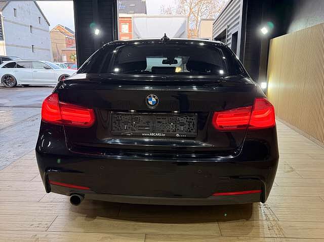 BMW 318 Saloon DA * GARANTIE 12 MOIS * PACK M PERFORMANCE *