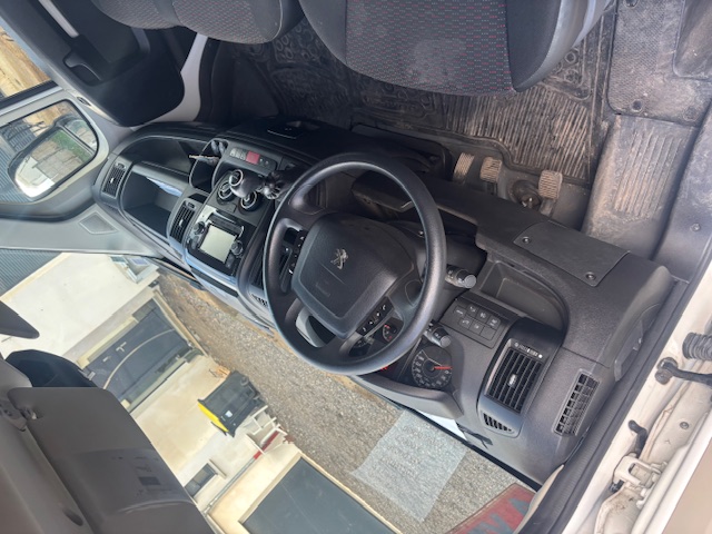 Peugeot Boxer II (2) 2.2 BLUEHDI 140 PRO 333 L3H2