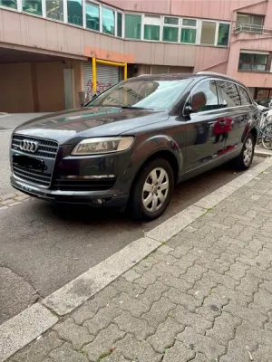 Audi Q7 3.0 V6 TDI AMBIENTE TIPTRONIC 5PL