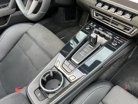 Porsche 911 3.0 Bi-Turbo TARGA 4 GTS