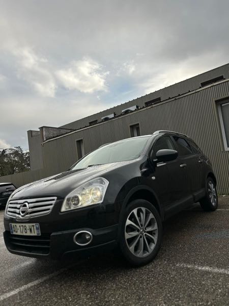 Nissan Qashqai +2 CT OK