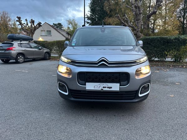 Citroen Berlingo III TAILLE M 1.2 PURETECH 130 S&amp;S SHINE EAT8