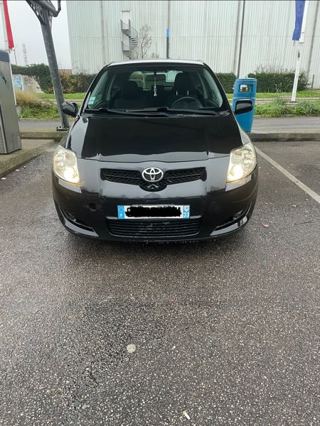 Toyota Auris 97 VVT-I LINEA TERRA 3P