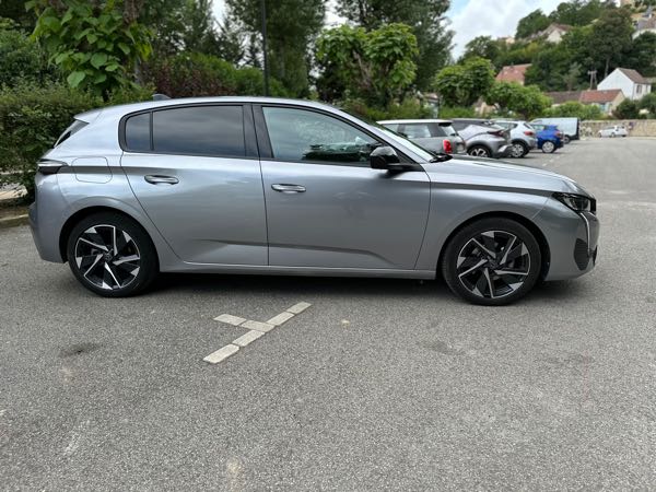 Peugeot 308 III 1.2 PURETECH 130 S&amp;S ALLURE EAT8