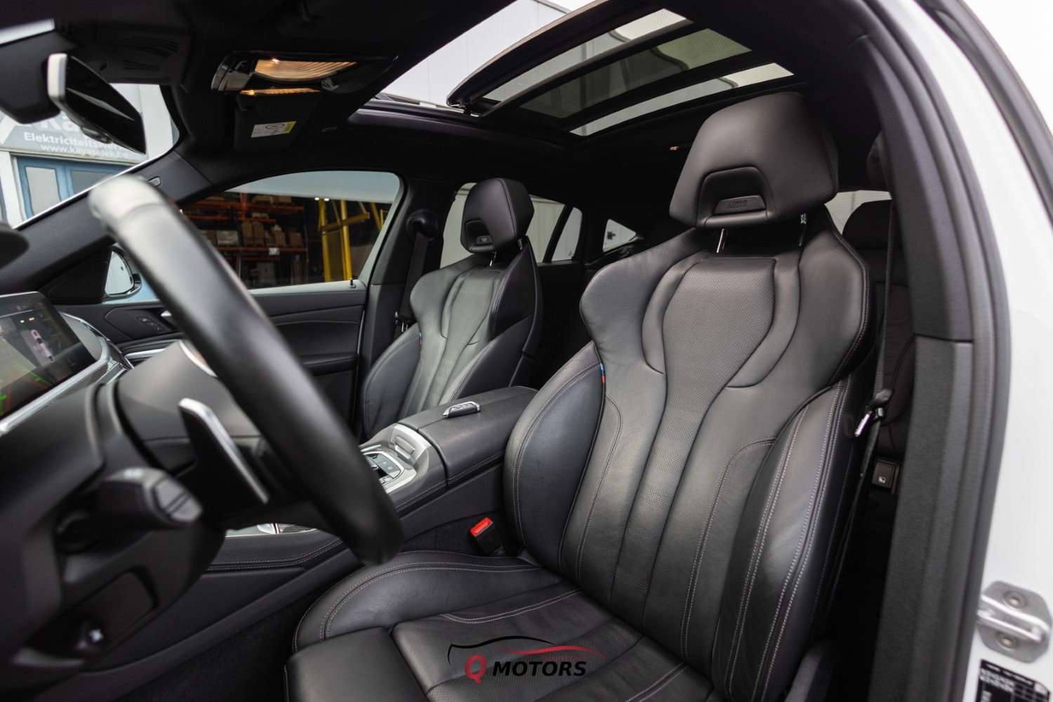 BMW X6 M X6 M50d/PANO-LASER-360-KEYLESS-ACC-HUD-SKY-BTW