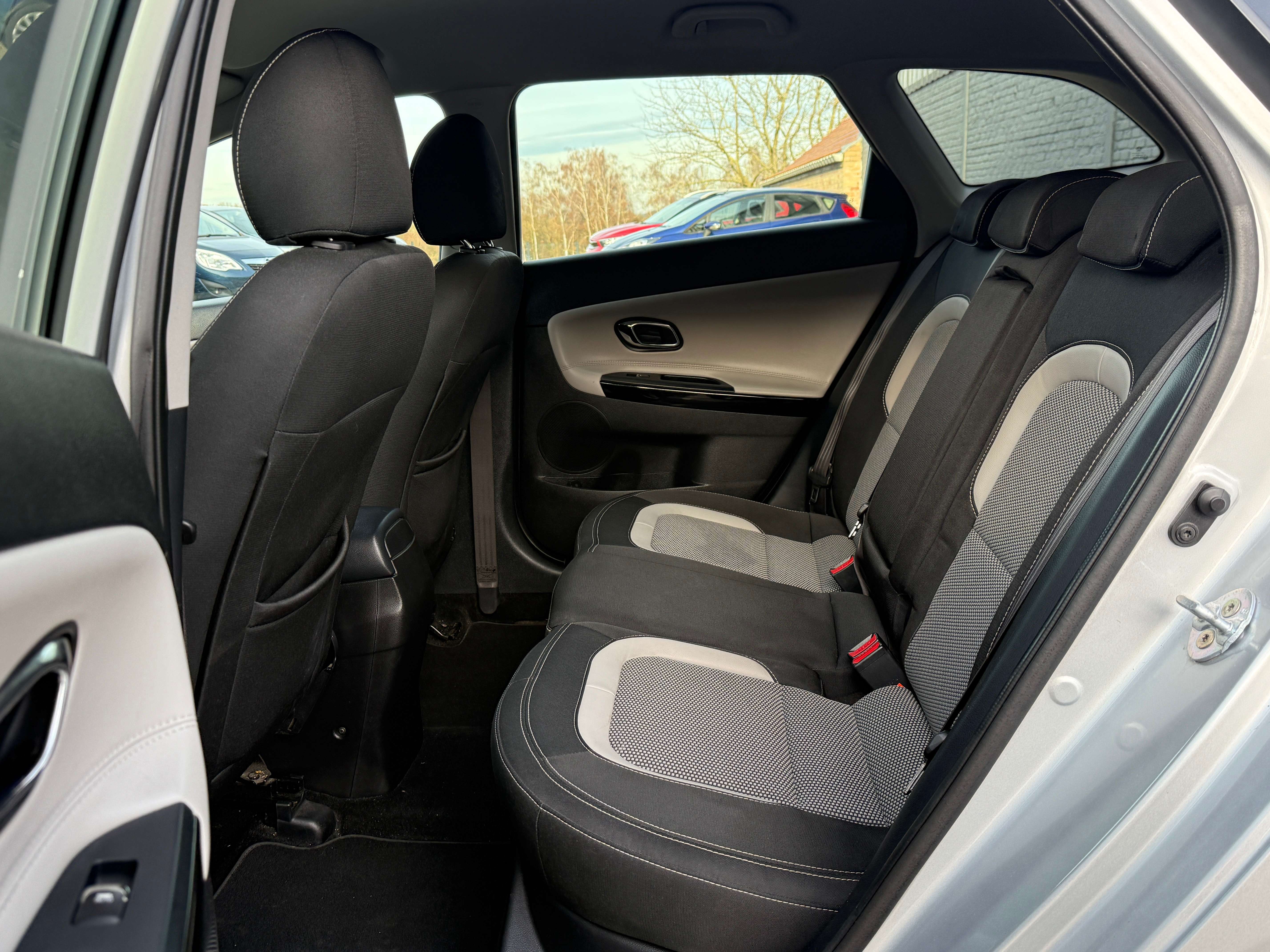 Kia Ceed SW / cee'd SW Cee'd SW 1.6 CRDi /Navi/Cam./Pdc/Led/Garantie/