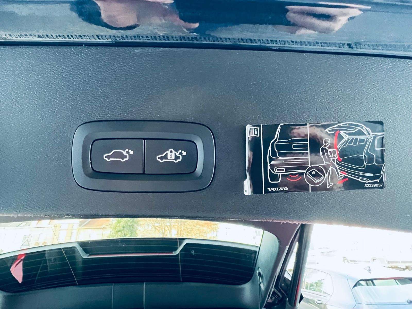 Volvo XC40 1.5 T4 PHEV Inscription+CARPLAY+CAMERA+GARANTIE