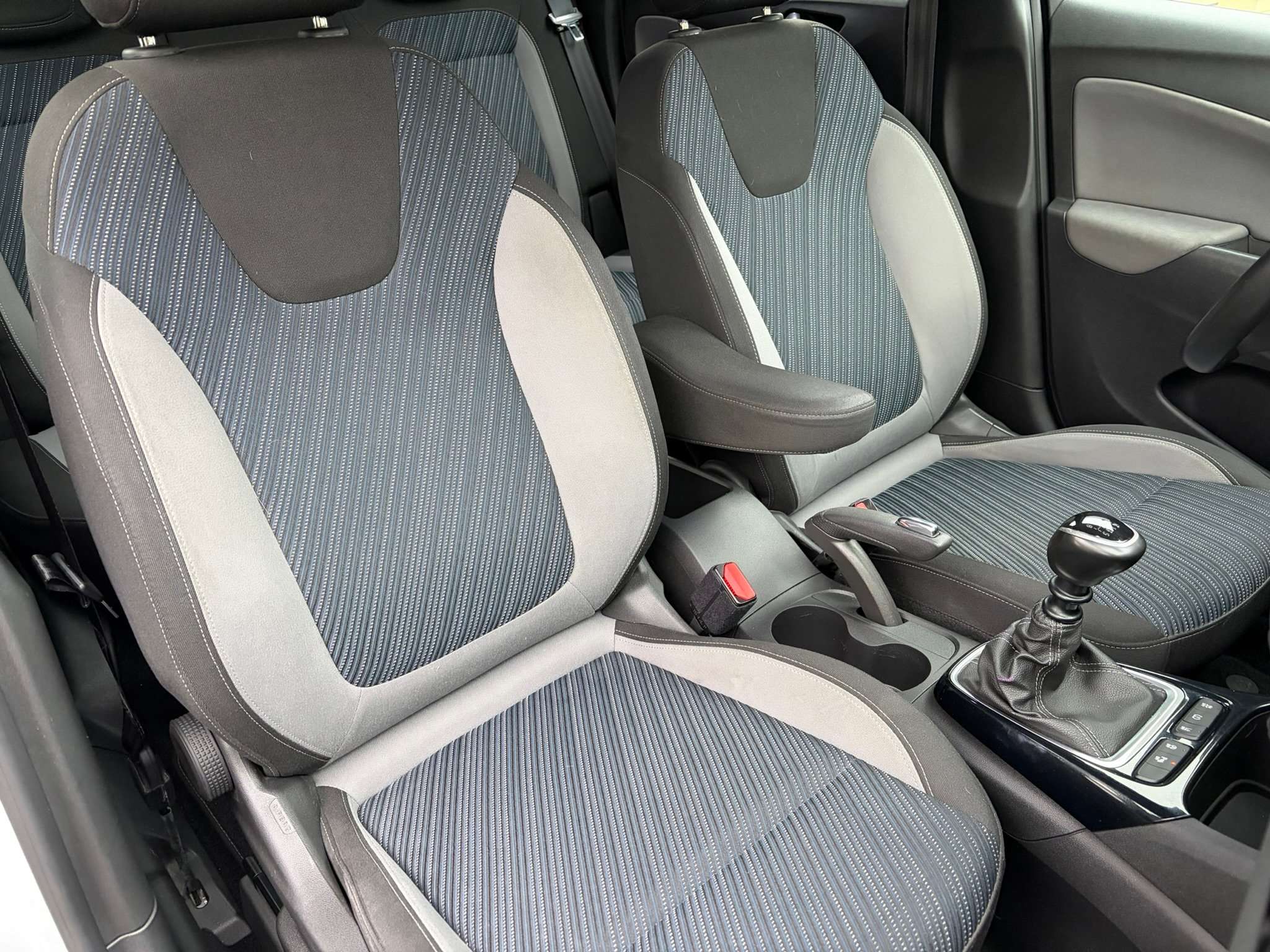 Opel Crossland X 1.2 Turbo 110  Design 120 ans/GPS/CAM REC/CAPTEURS