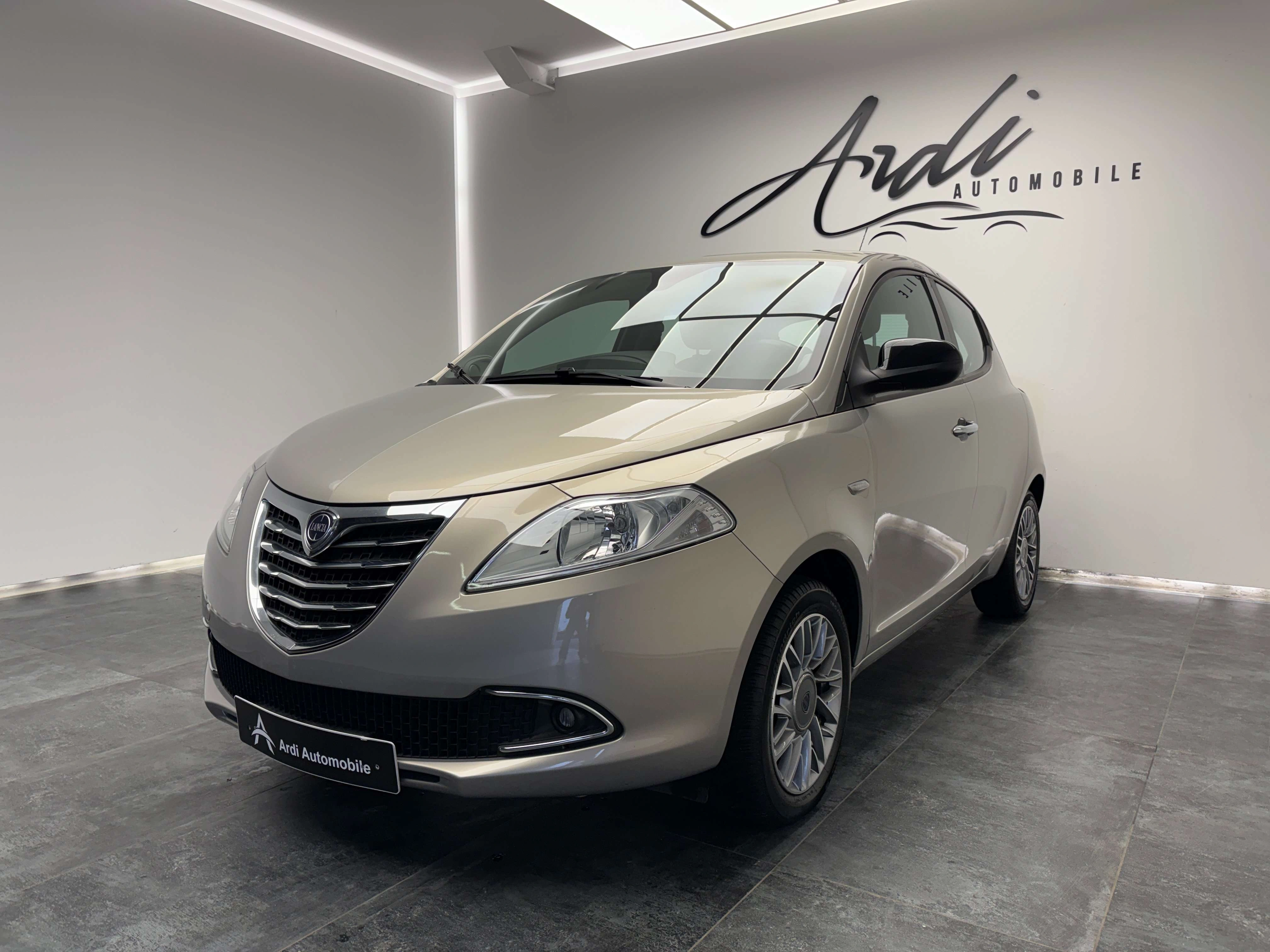 Lancia Ypsilon 1.2i *CRUISE CONTROL*AIRCO*1ER PROPRIO*GARANTIE*
