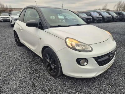 Opel Adam 1.2i POUR MARCHAND OU EXPORT