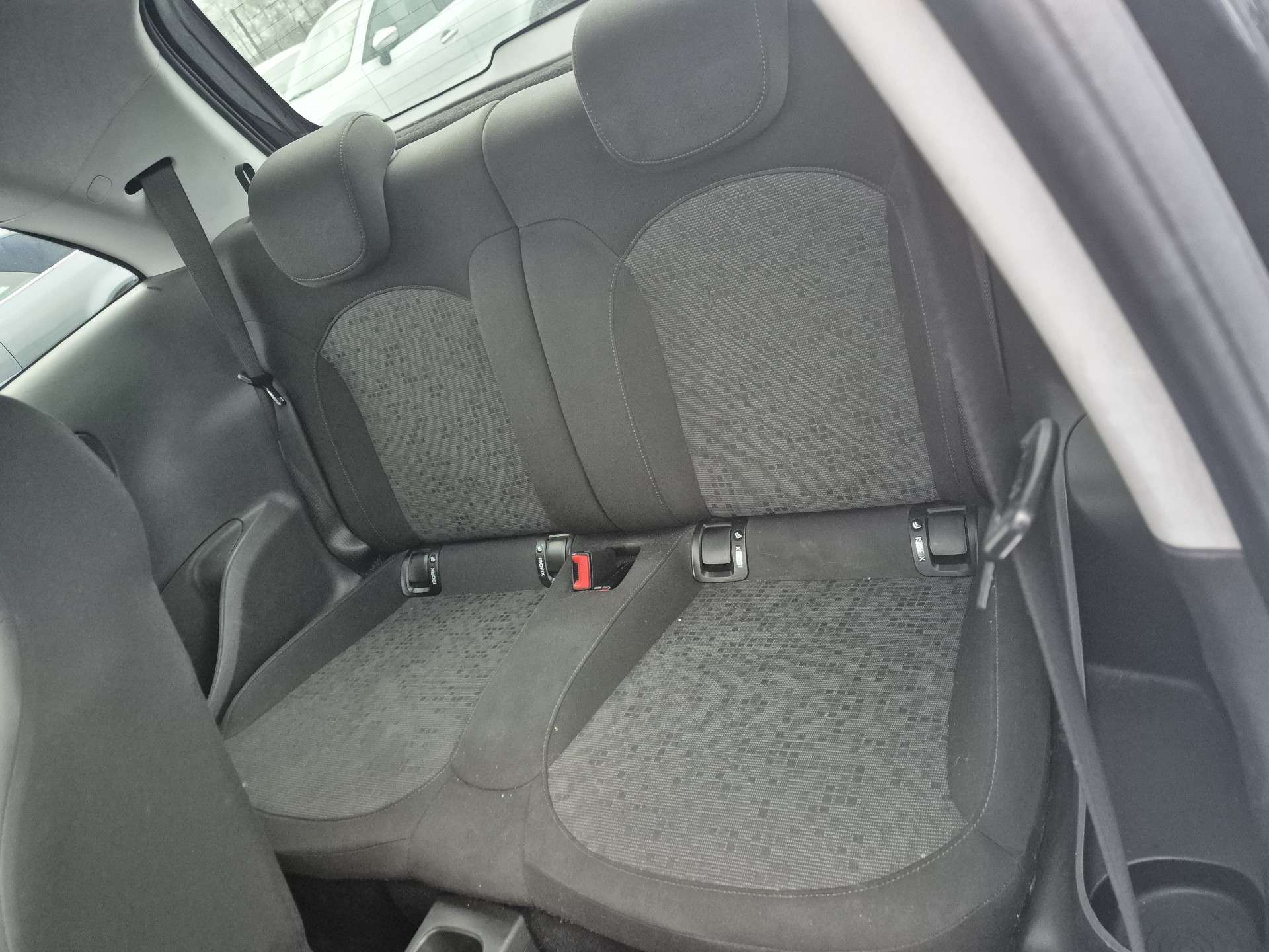 Opel Adam 1.2i POUR MARCHAND OU EXPORT