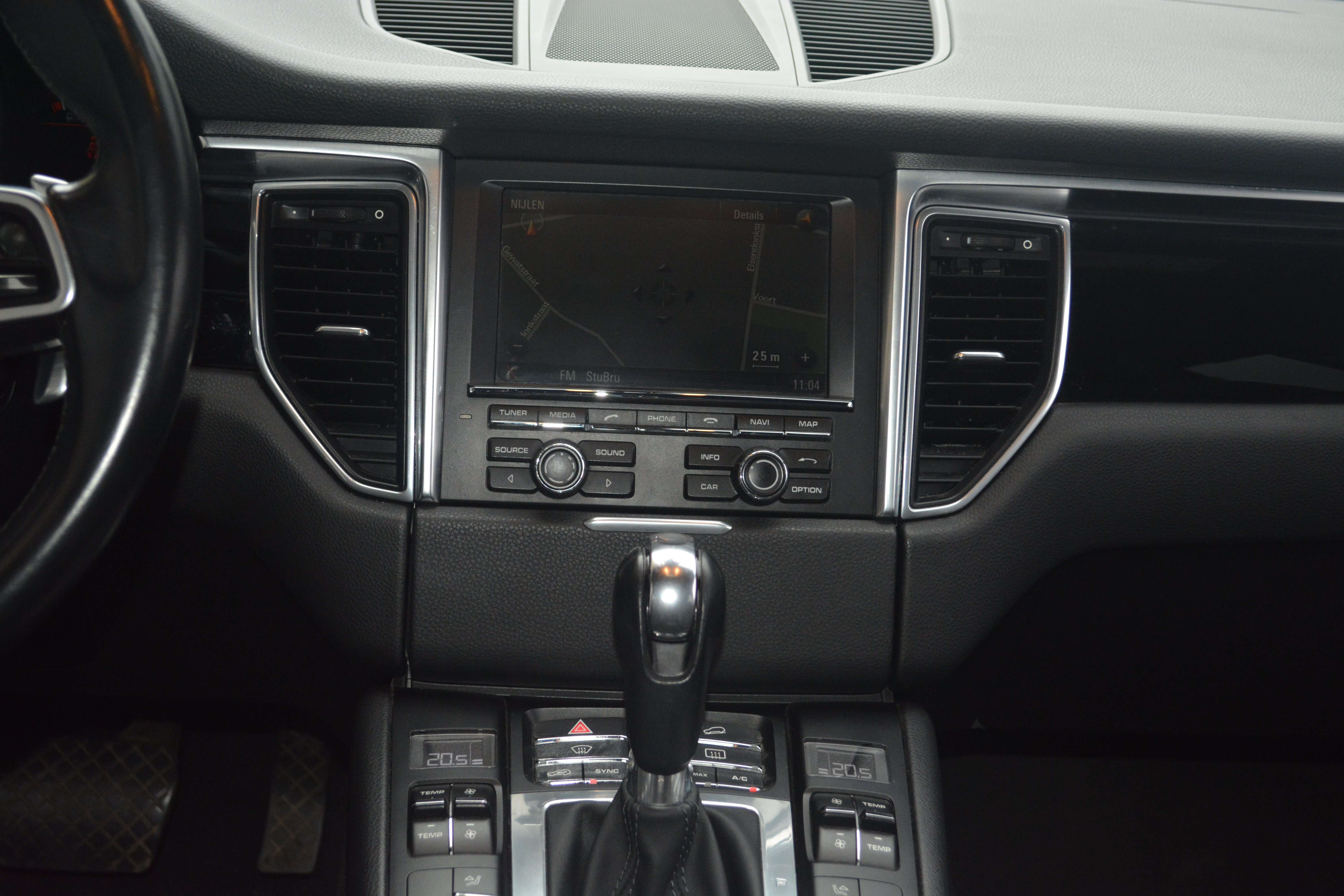 Porsche Macan Macan S Diesel PDK / LEDER / NAVI / TREKHAAK / TOP