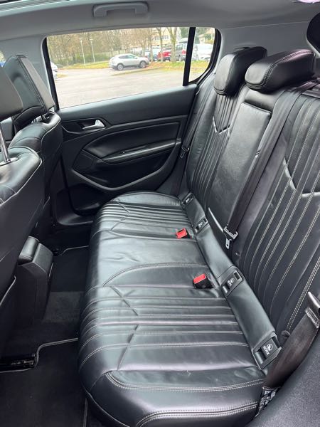 Peugeot 308 II (2) 1.6 BLUEHDI 120 S&amp;S ALLURE BUSINESS