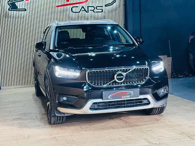 Volvo XC40 1.5 T3 R-Design * GARANTIE 12 MOIS * 1ER PROP *