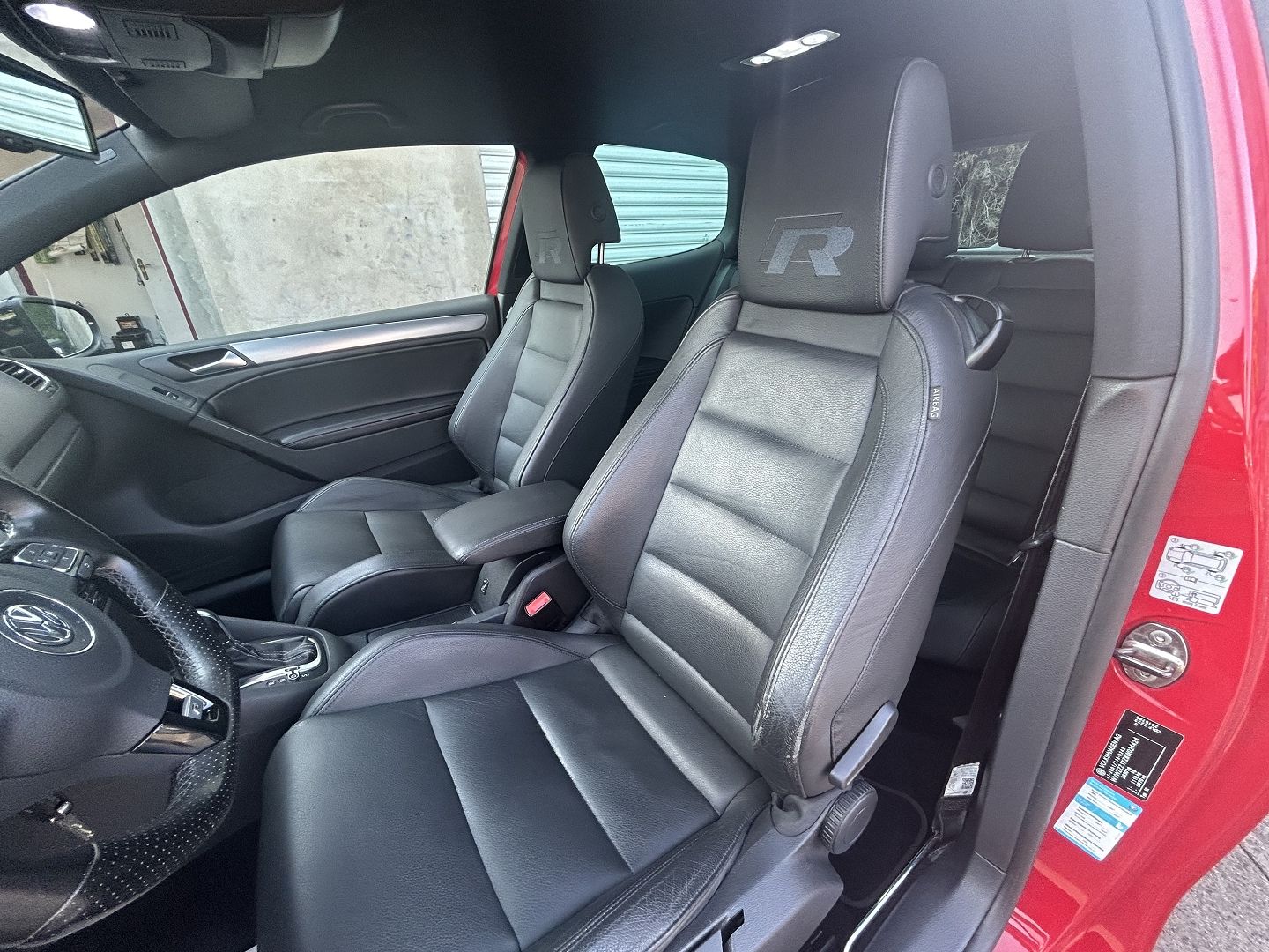 Volkswagen GOLF VI 2.0 TSI 270CH R 4MOTION DSG6 3P