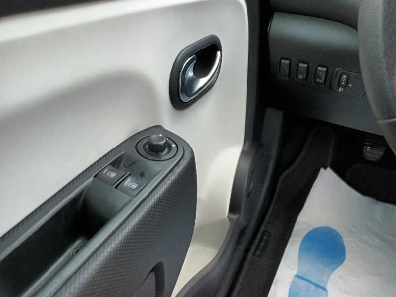 Renault TWINGO III 1.0 SCE 70CH INTENS