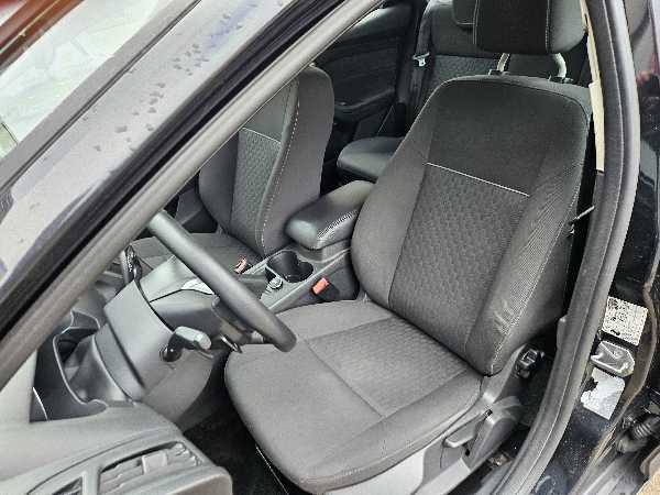 Ford Focus IV SW 1.0 ECOBOOST 125 ST-LINE BUSINESS