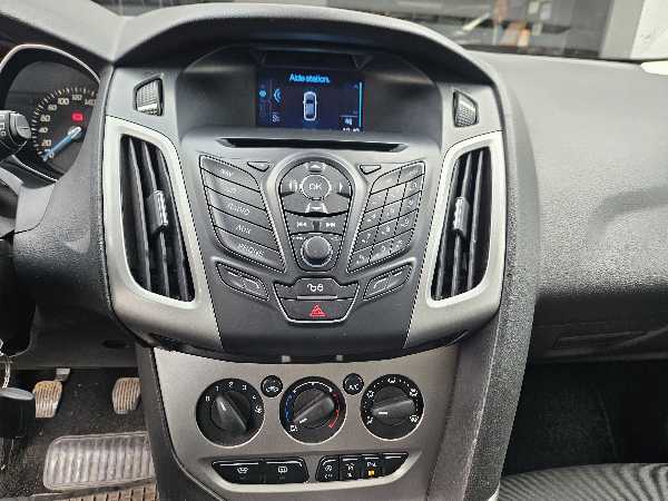 Ford Focus IV SW 1.0 ECOBOOST 125 ST-LINE BUSINESS