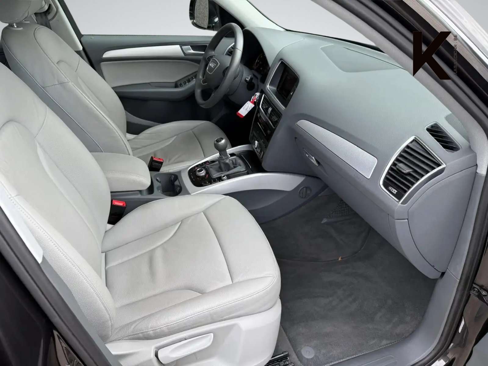 Audi Q5 2.0 TDi S line//30.000 KM//GPS//GPS//GARANTIE