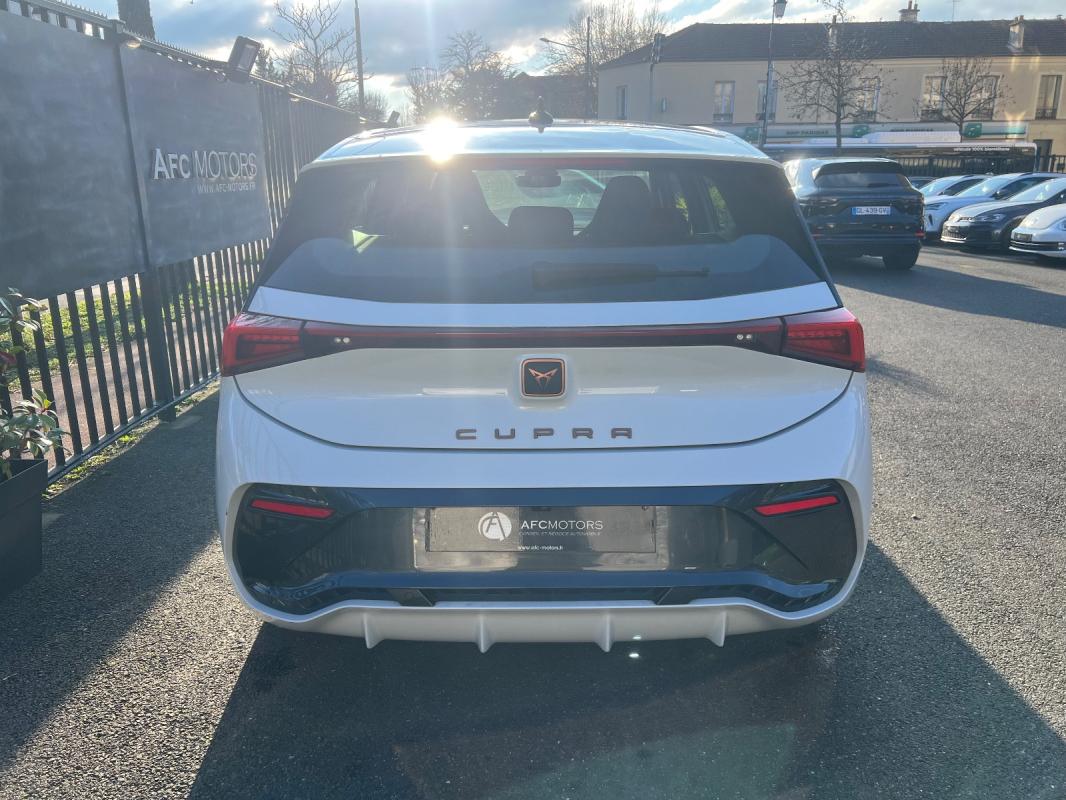 Cupra Born V 204 Ch