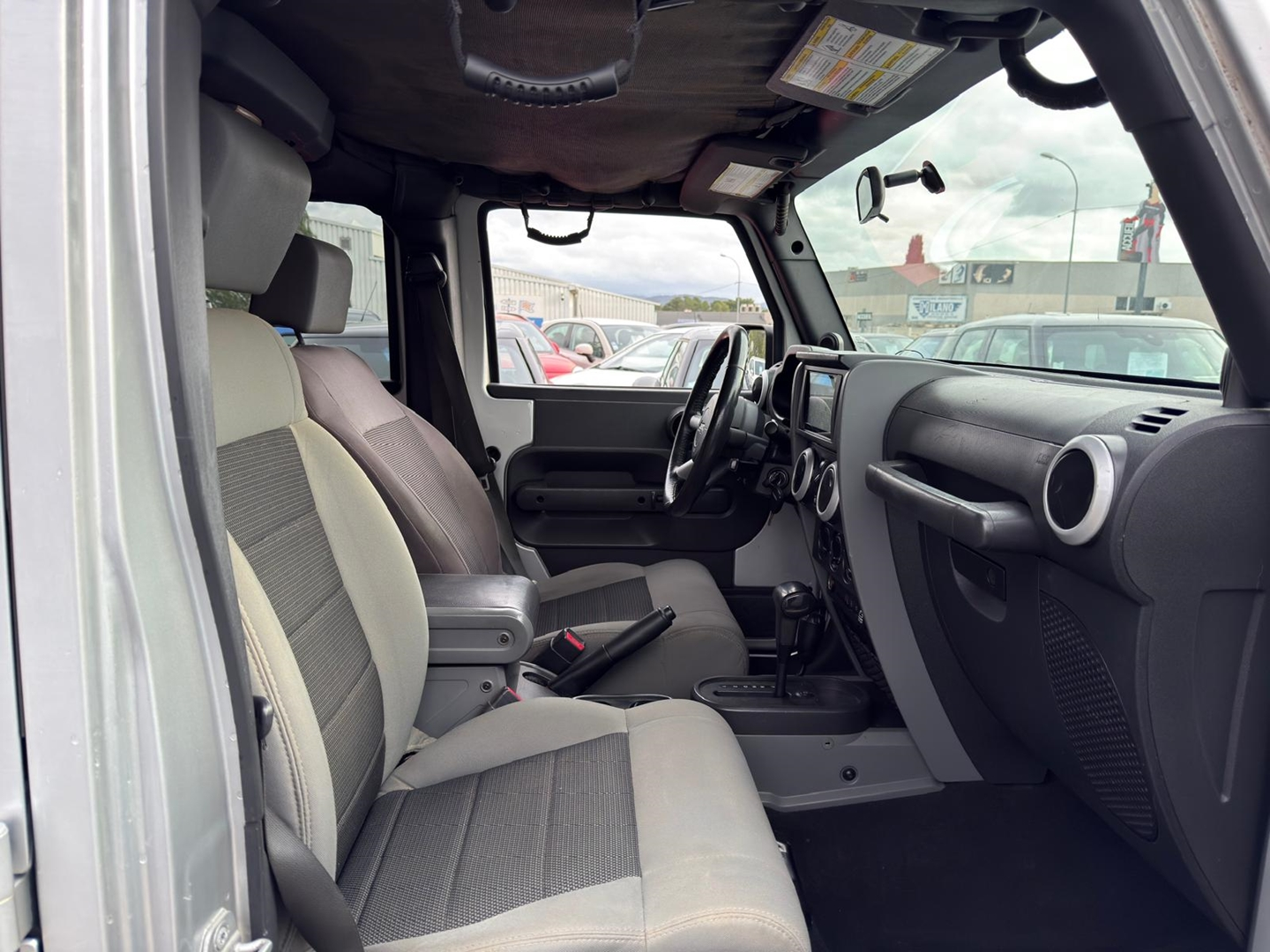 Jeep WRANGLER 2.8 CRD FAP UNLIMITED SAHARA BA