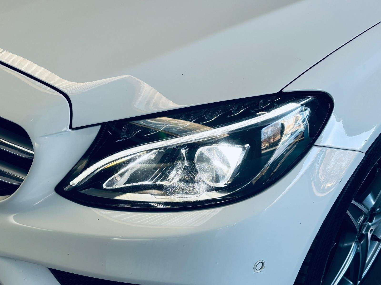 Mercedes-Benz C 220 d BREAK PACK AMG+NAVI+PANO+LED+CAMERA+CARPASS