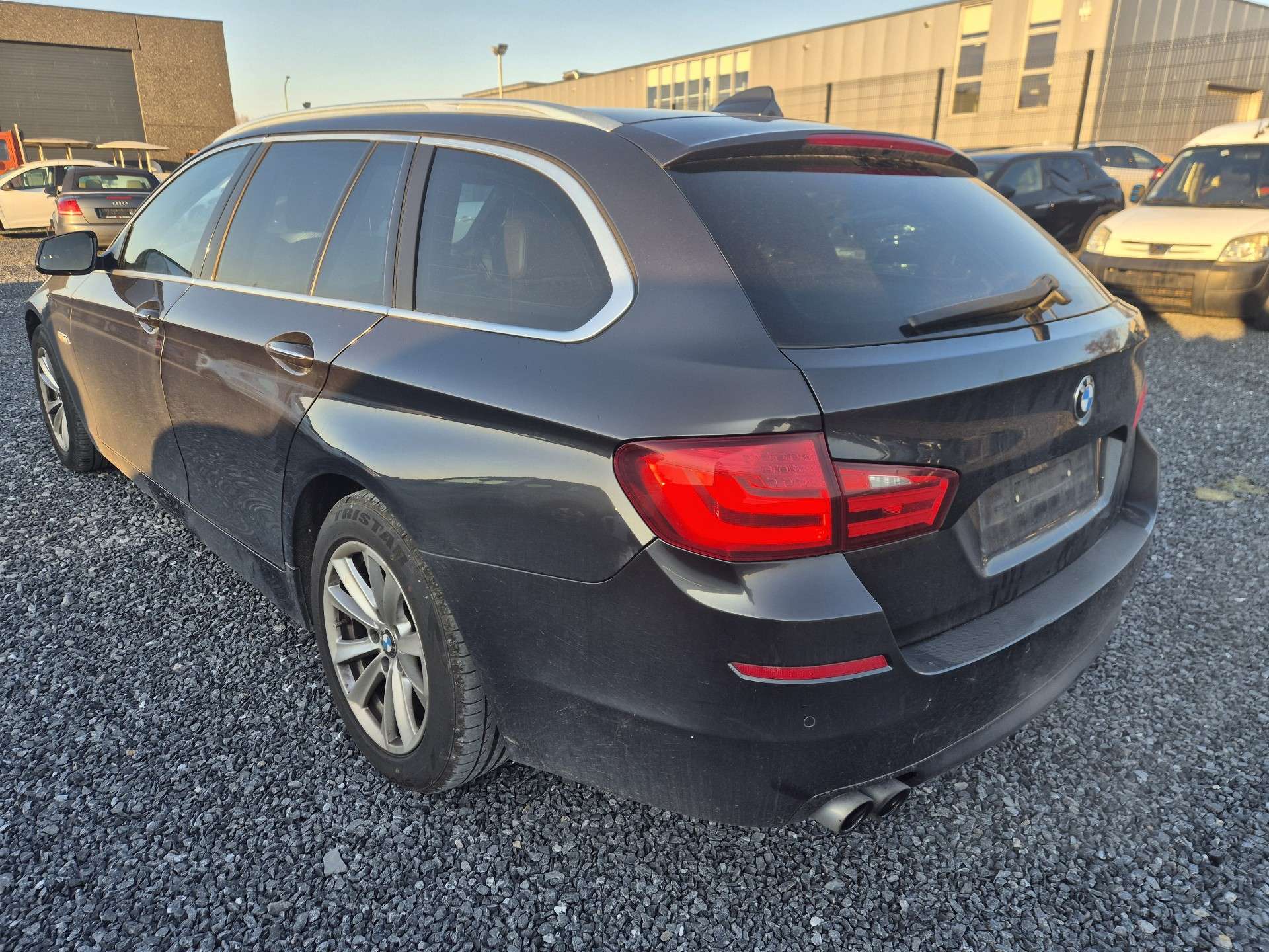 BMW 520 dA//CUIR/XENON/USB///MARCHAND OU EXPORT