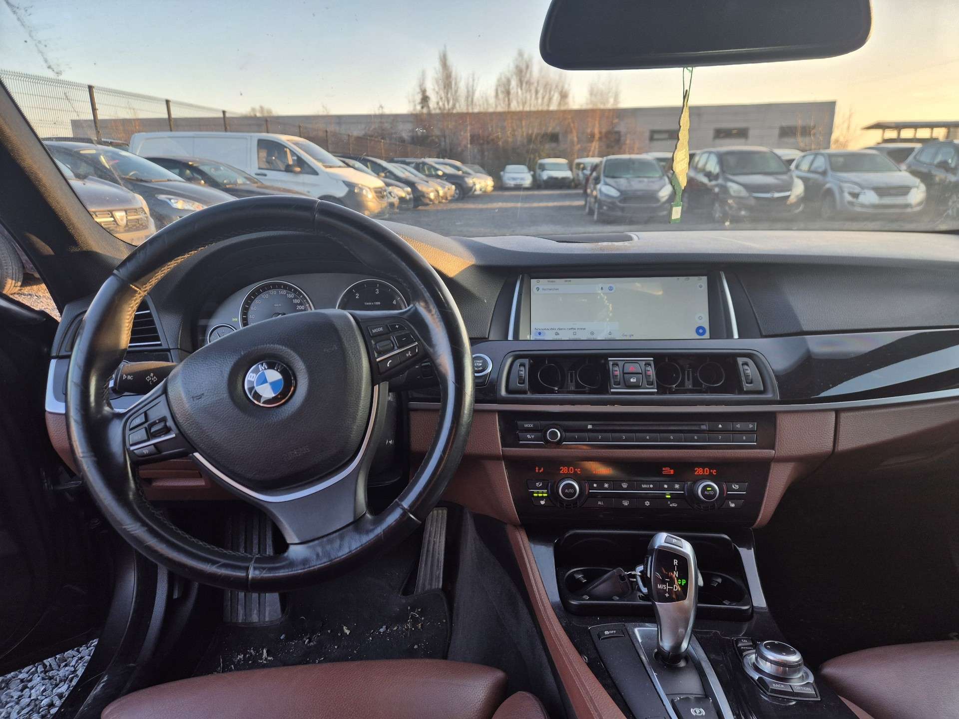 BMW 520 dA//CUIR/XENON/USB///MARCHAND OU EXPORT