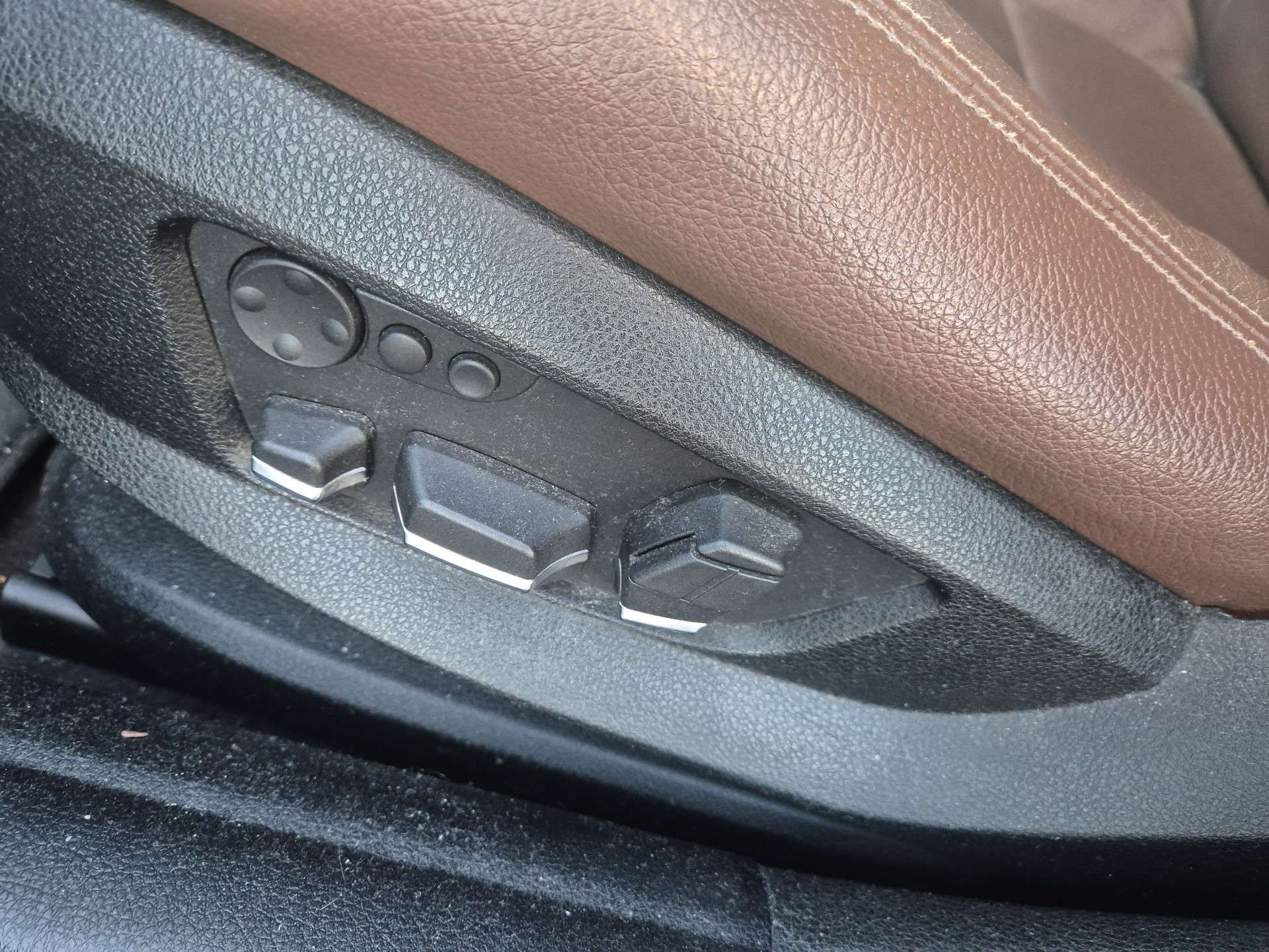 BMW 520 dA//CUIR/XENON/USB///MARCHAND OU EXPORT